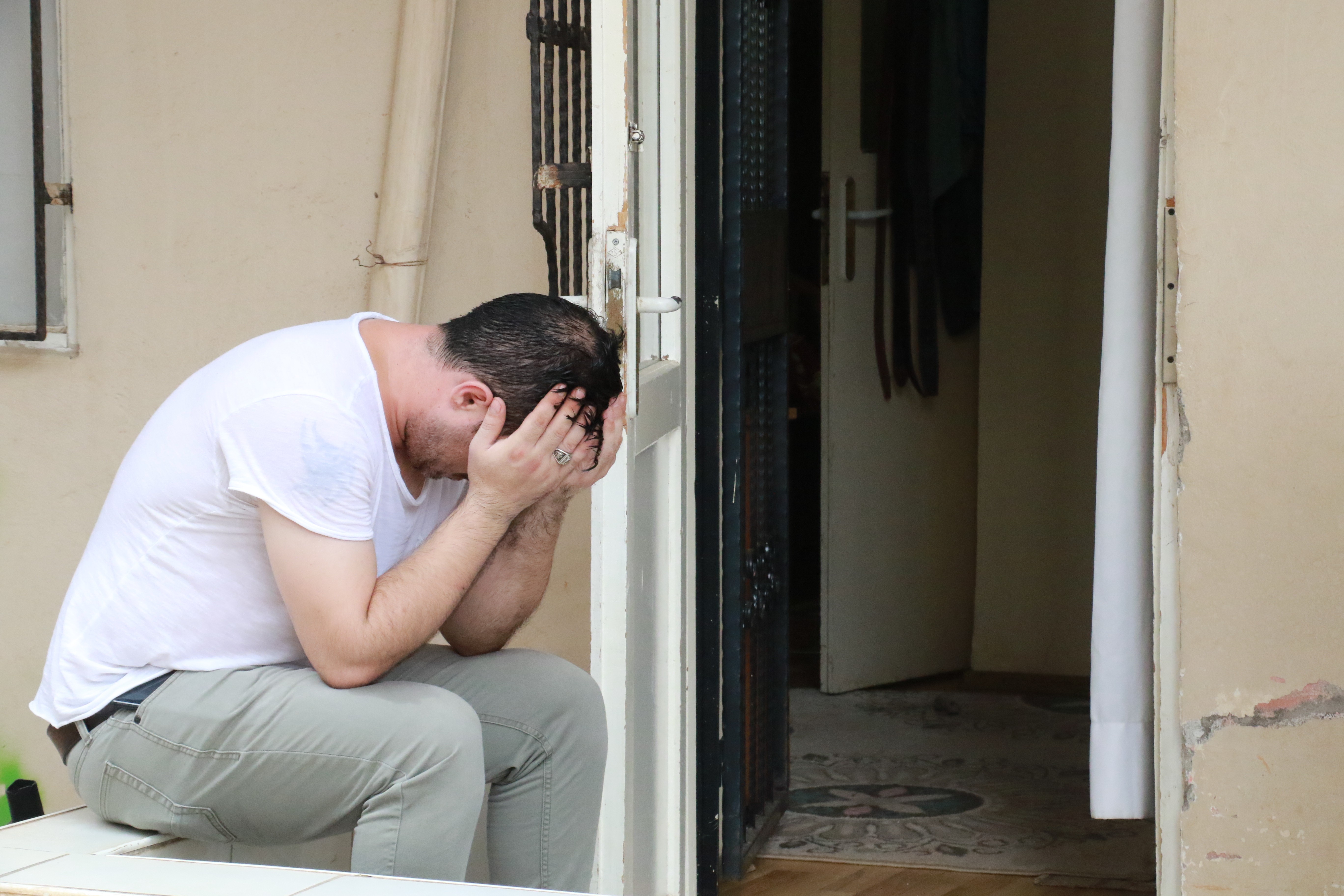 Evinde ölü bulunmuştu, erkek arkadaşı gözaltına alındı!