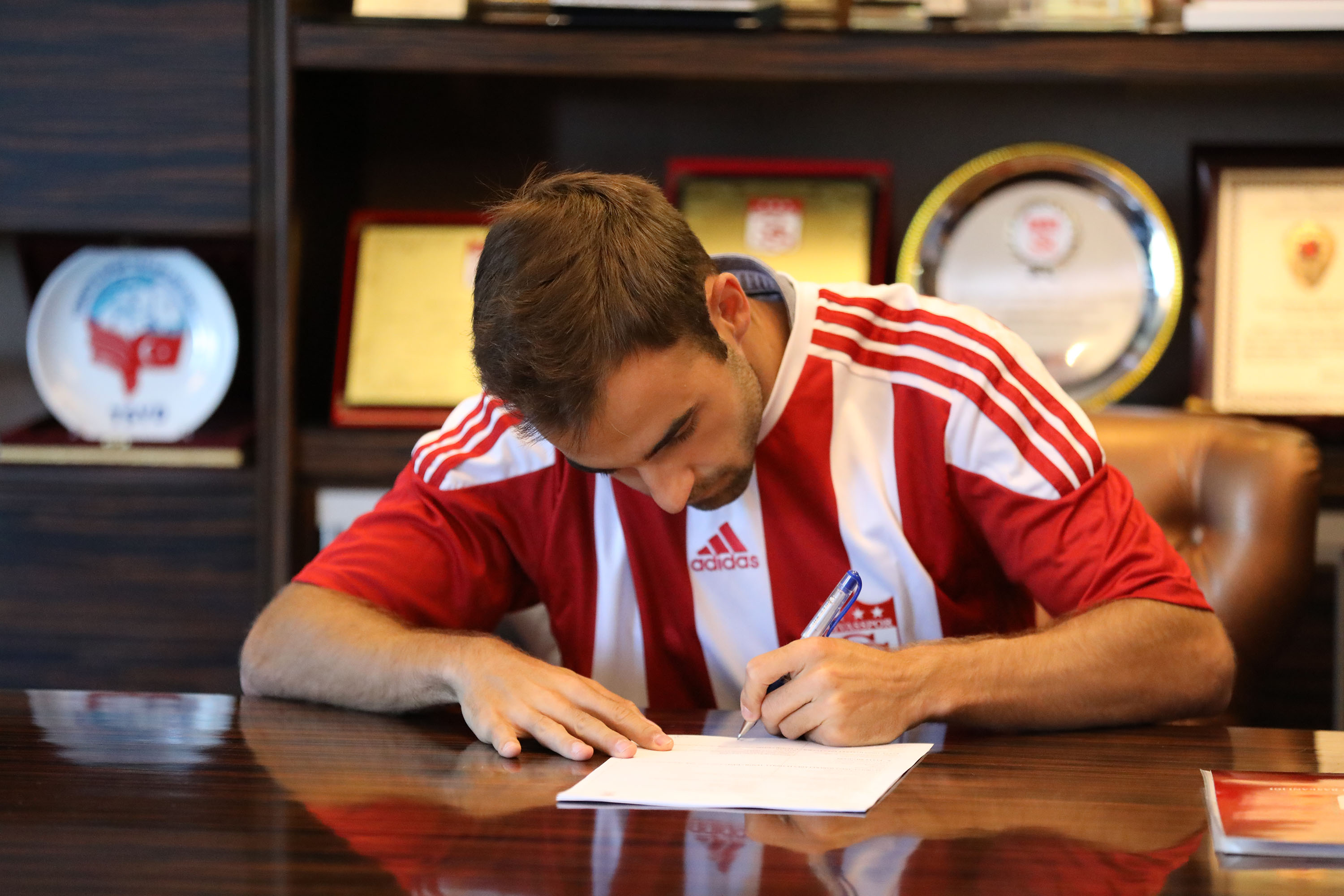 Sivasspor, Jorge Felix transferini açıkladı!