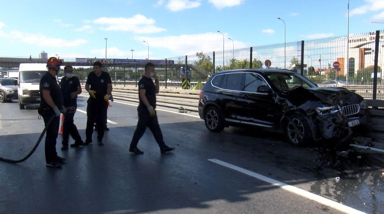 İstanbul'da kaza: Trafik durma noktasına geldi