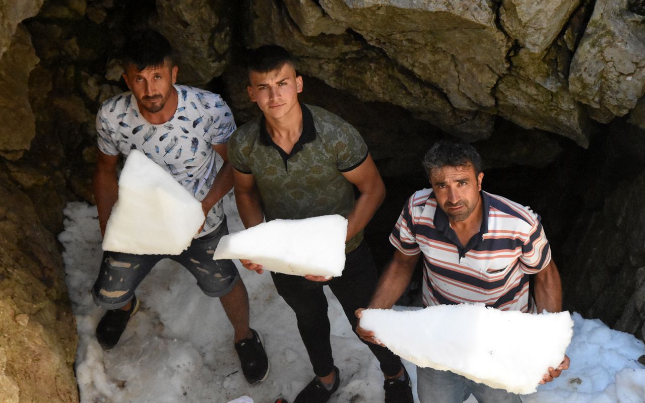 Antalya merkezinde hava 45 derece ancak Toroslarda kar var!