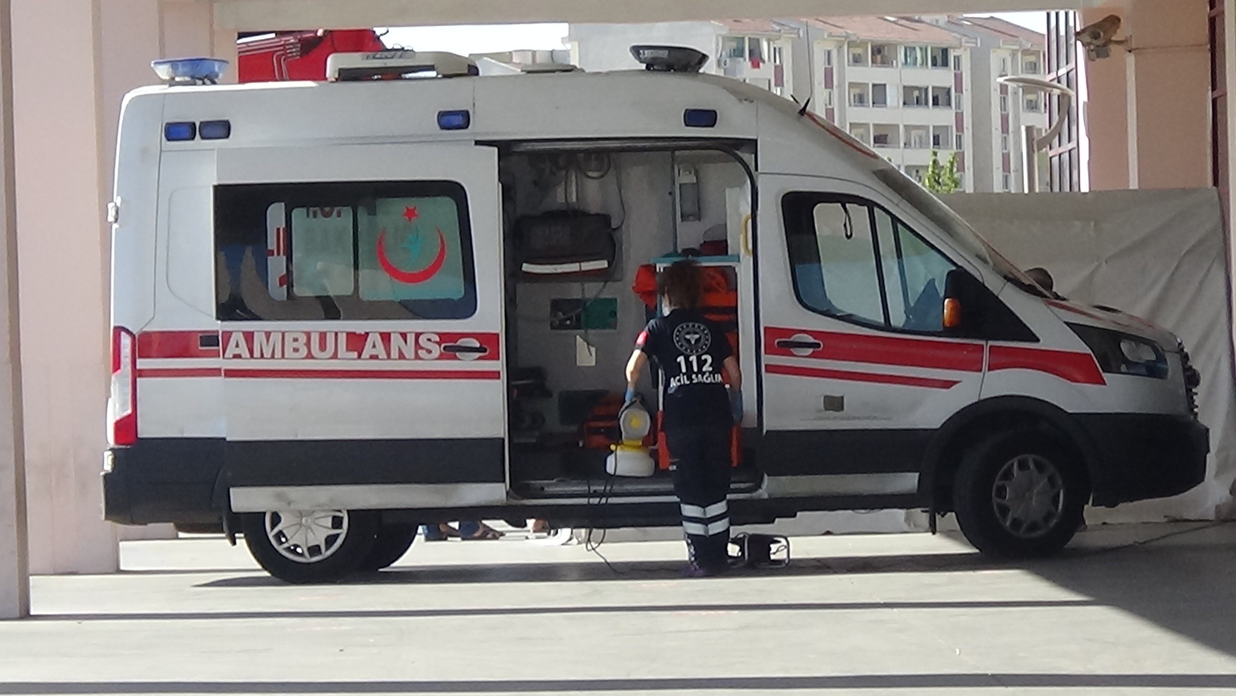 Diyarbakır'da sağlık çalışanlarına koronavirüs şoku! 300'den fazla çalışan karantinada