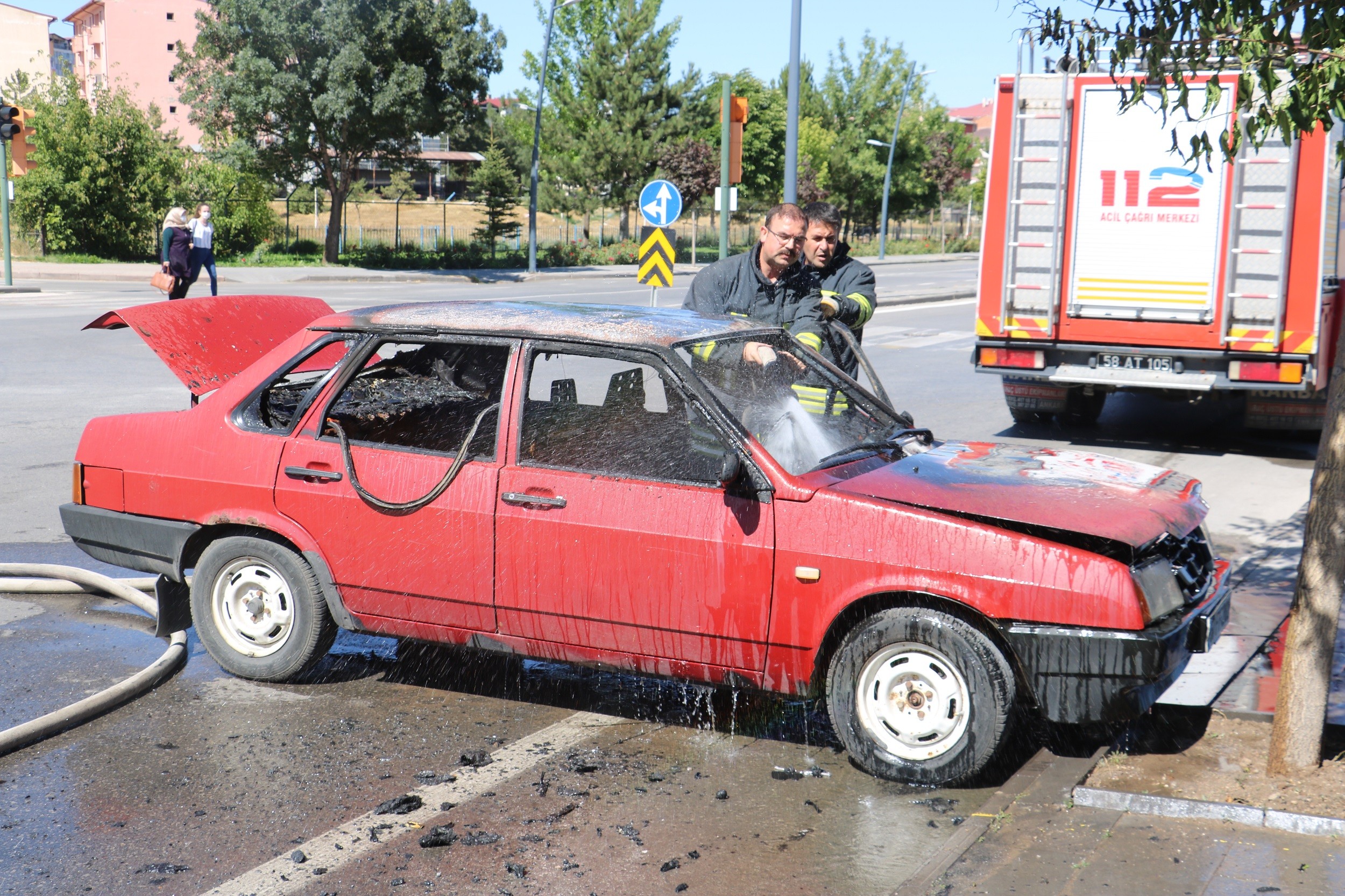 Kırmızı ışıkta kabusu yaşadı!