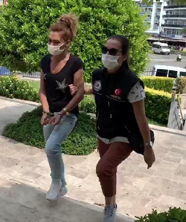 Muğla'da bir öğrenci 414 adet uyuşturucu ile yakalandı!