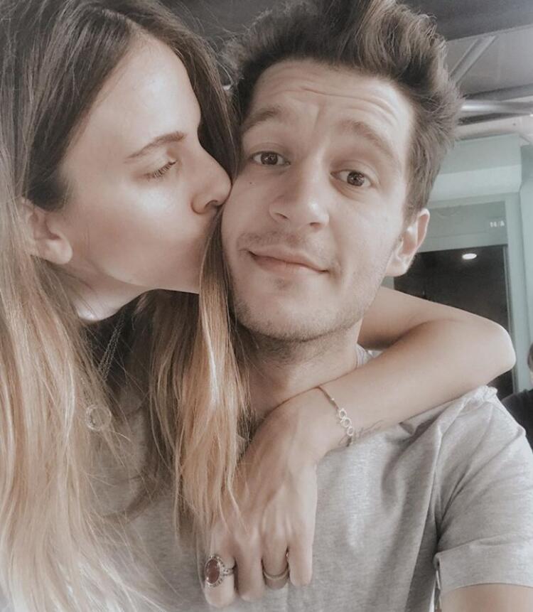 Murat Boz ve Uraz Kaygılaroğlu'nun eski eşi Melis İşiten sevgili mi?