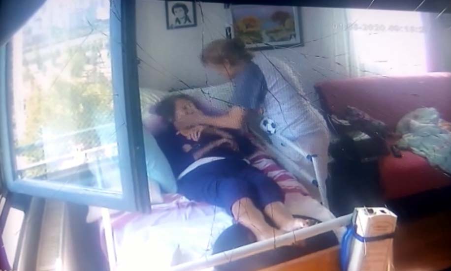 Bakıcısından şiddet görmüştü: İstiklal gazisinin eşi hayatını kaybetti