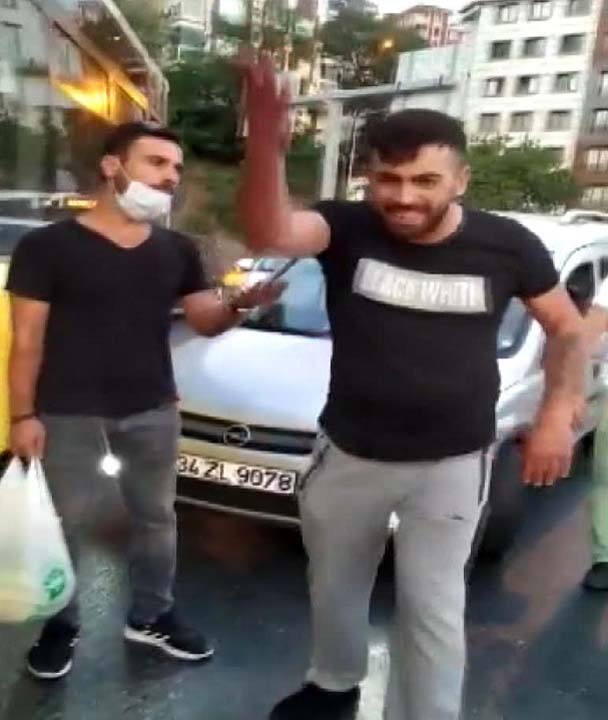 Tartıştığı kadına dehşeti yaşattı! Küfretti, aracın camını kırdı