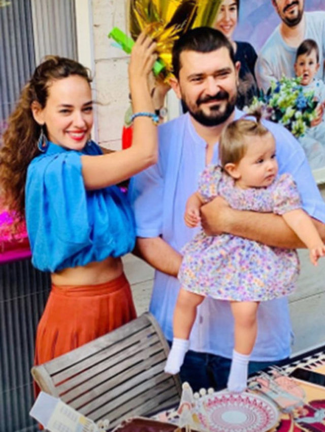 Seda Bakan kızının doğum günü pastasını kendi elleriyle yaptı!
