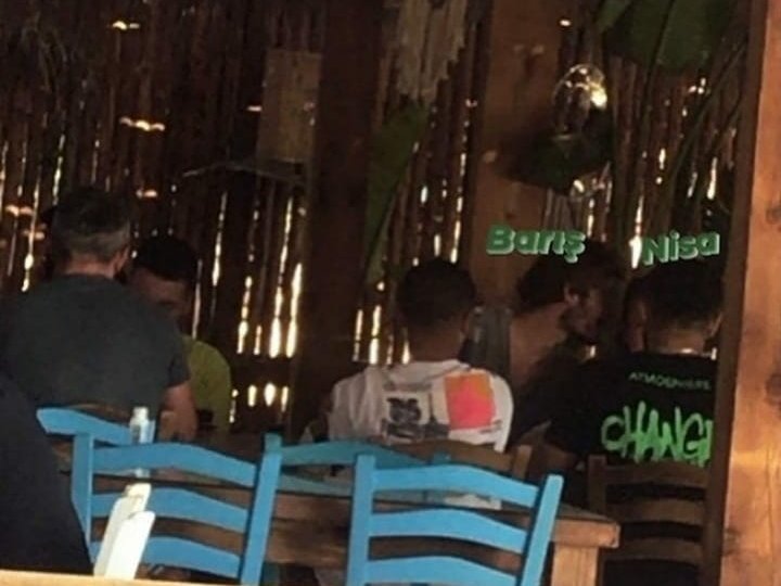 Survivor Nisa ve Barış Murat Yağcı aşk mı yaşıyor? Çeşme'de görüntülendiler