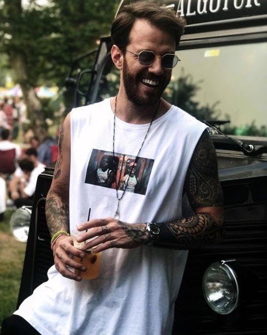 Çağla Şıkel aşk orucunu bozdu mu? DJ Emre Şenol ile anılıyor!