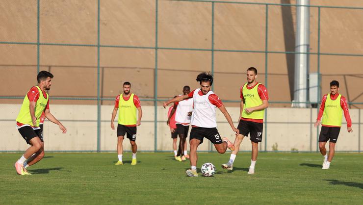 Rizespor - Alanyaspor maçı ne zaman? Saat kaçta? Hangi kanalda?