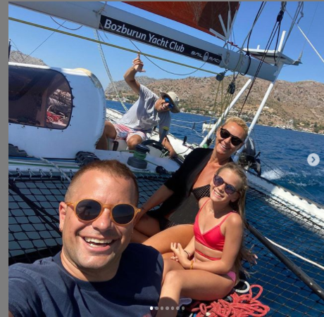 Pınar Altuğ'da photoshop kurbanı oldu!