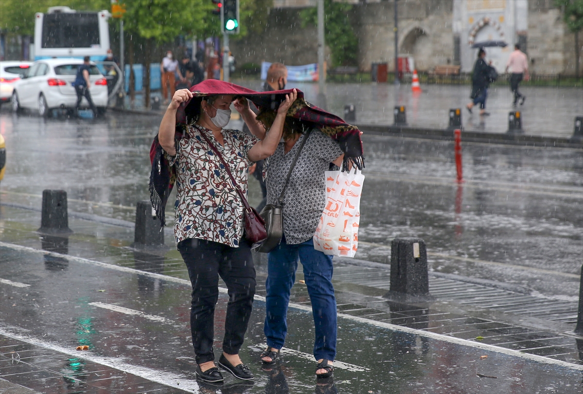İstanbul'da yağmur var mı? Hava bugün nasıl olacak? İstanbul hava durumu son dakika