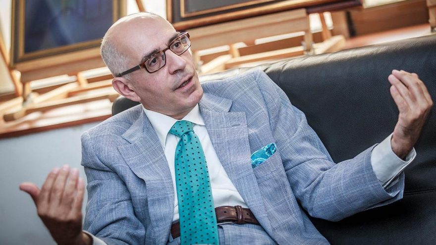 Hasan Bülent Kahraman kimdir? Nereli? Neden istifa etti?