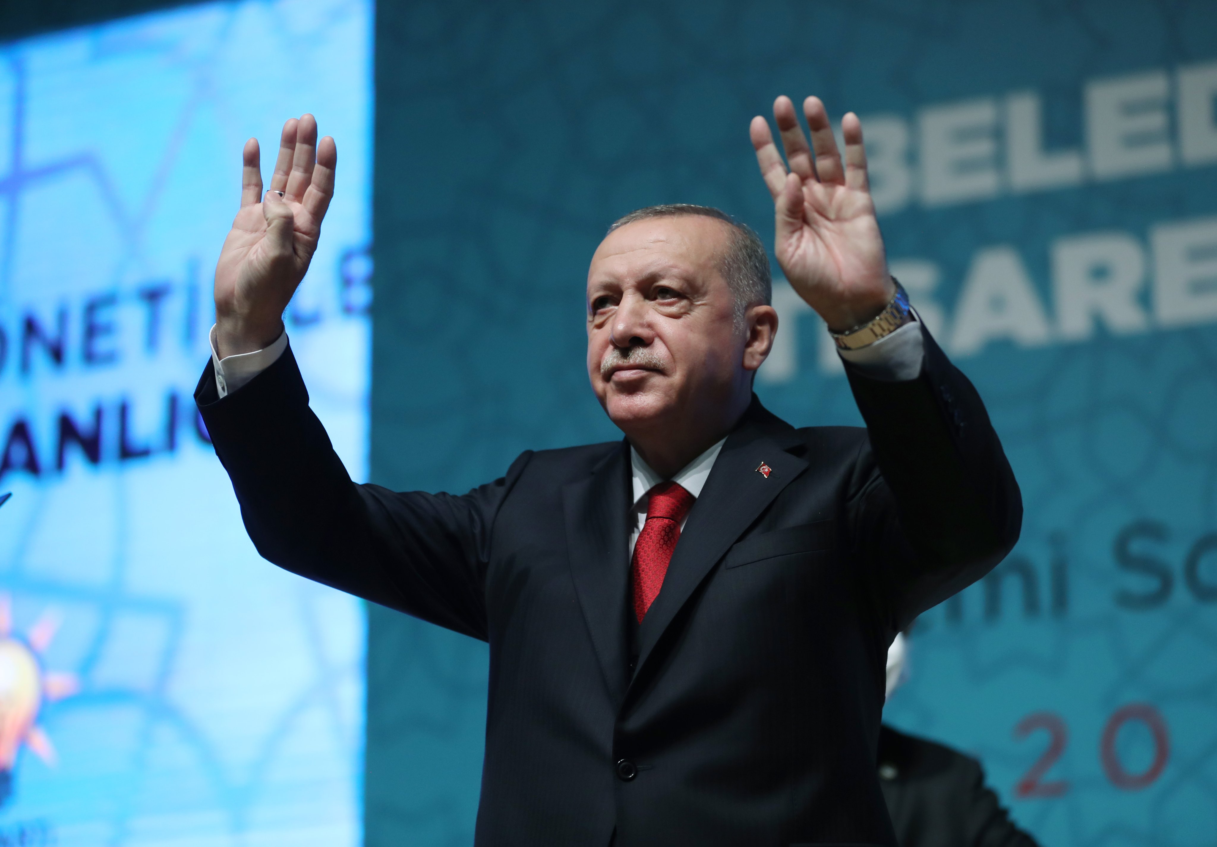 Cumhurbaşkanı Erdoğan: İstanbul şimdi çöp dağları ile adeta bir rezillik