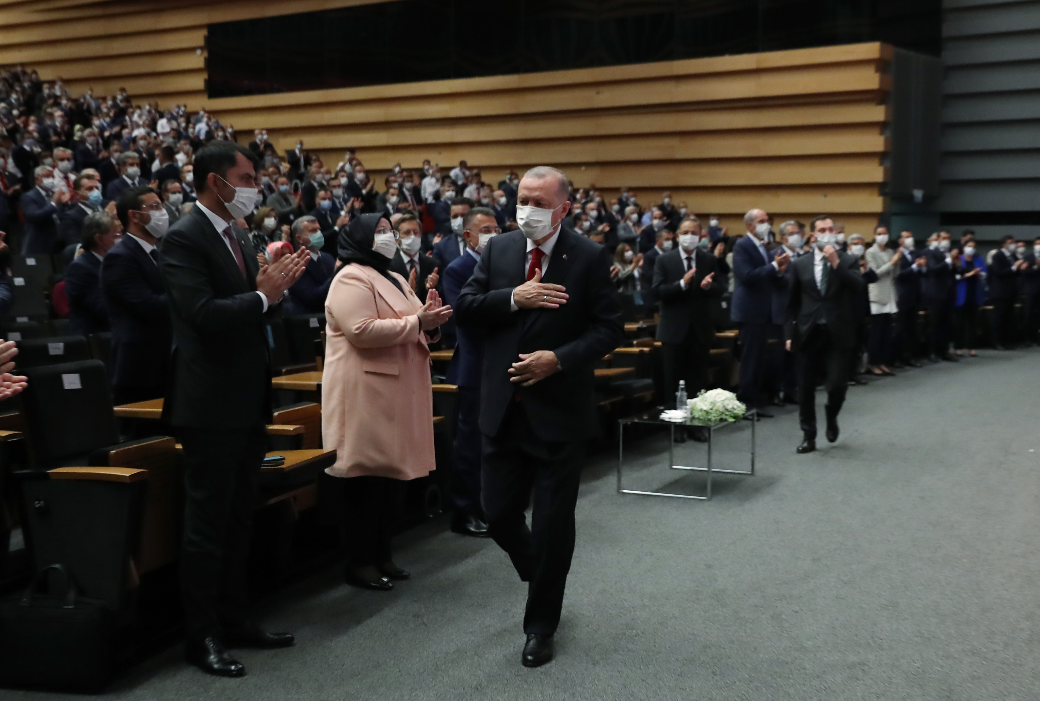 Cumhurbaşkanı Erdoğan: İstanbul şimdi çöp dağları ile adeta bir rezillikv