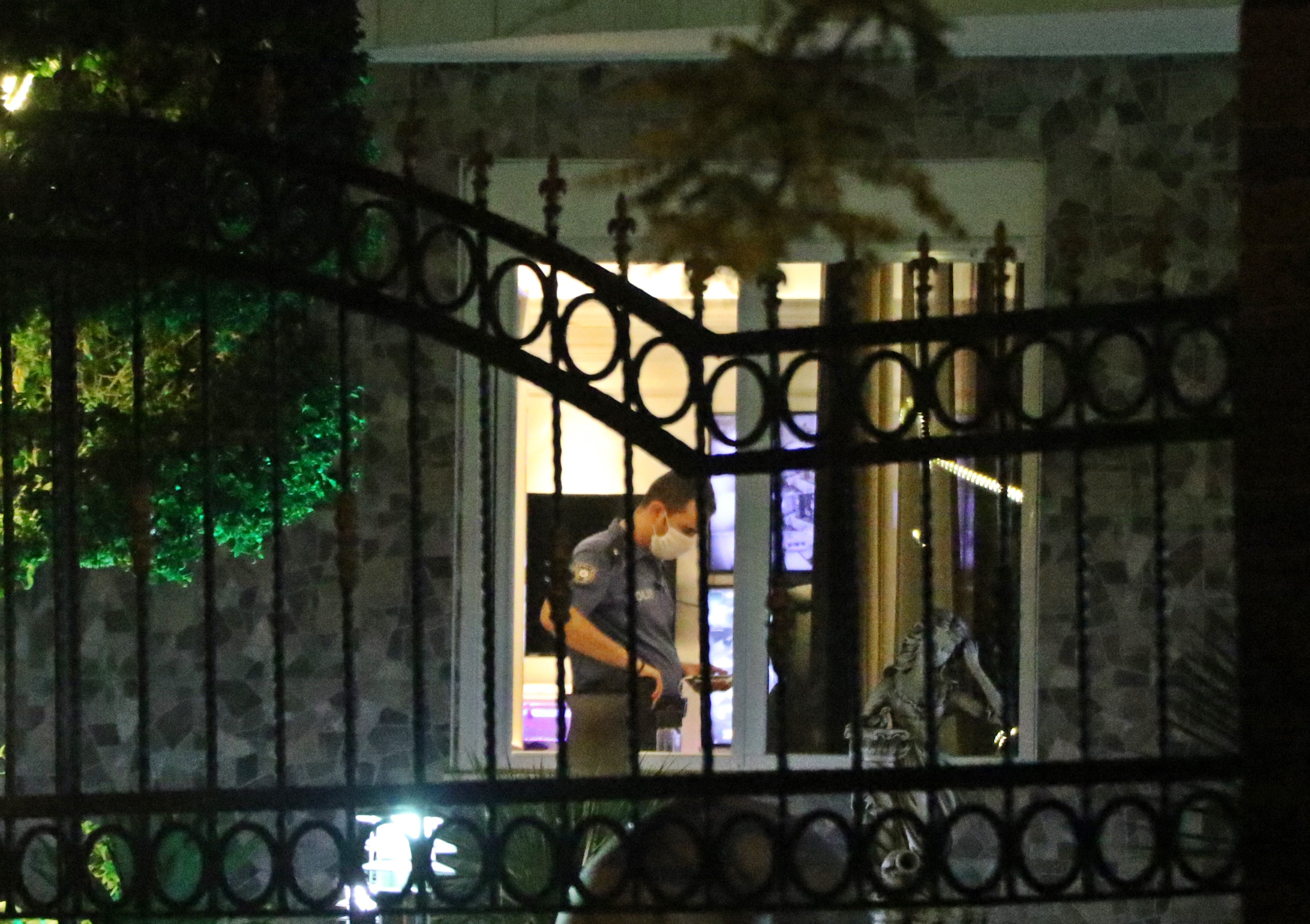 Antalya'da İsveçli bir turist kaldığı otel odasında ölü bulundu!