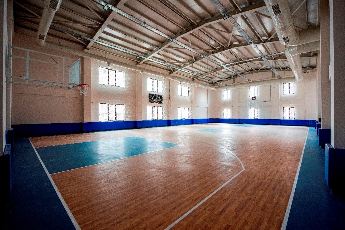 Yapımı süren Güllübağlar Spor Kompleksi'nde sona gelindi!