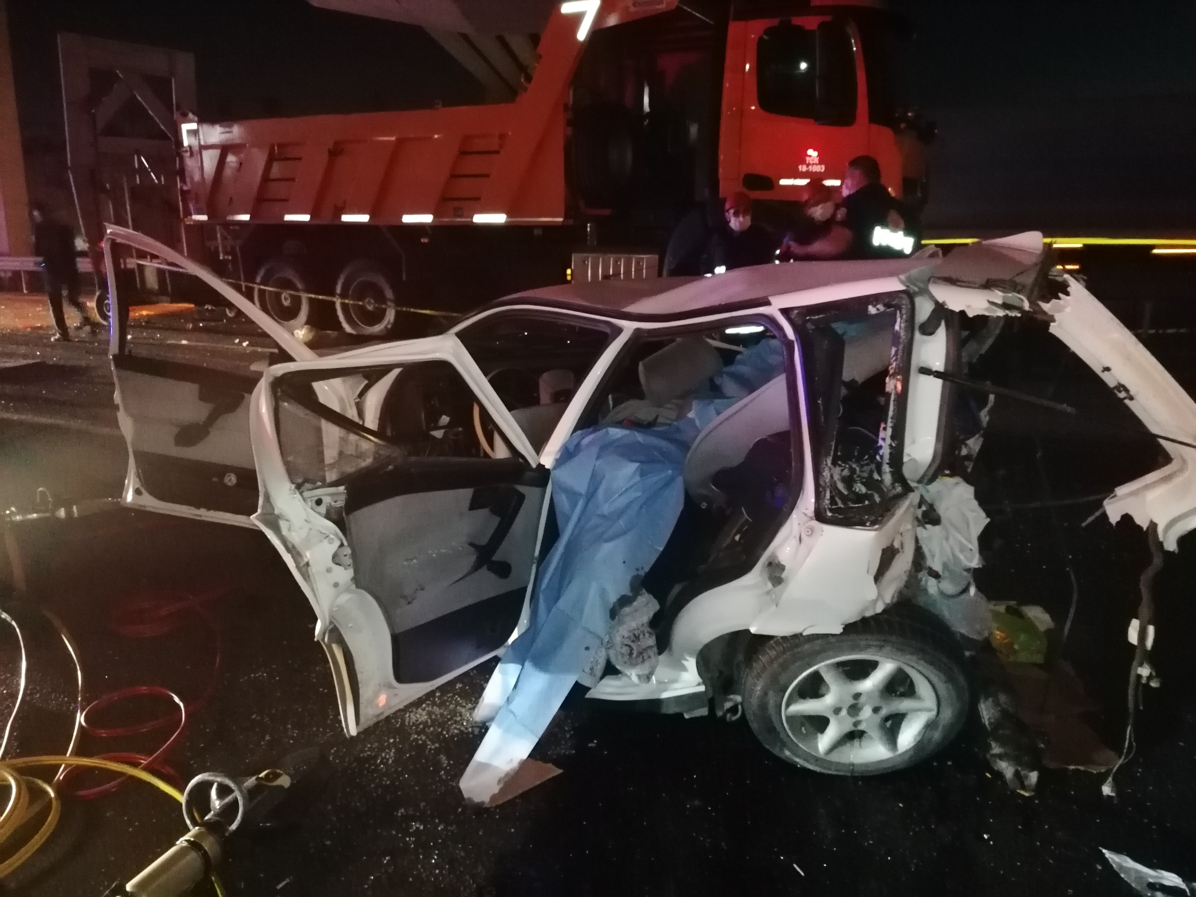 Kocaeli'de feci kaza: 3 ölü 4 yaralı