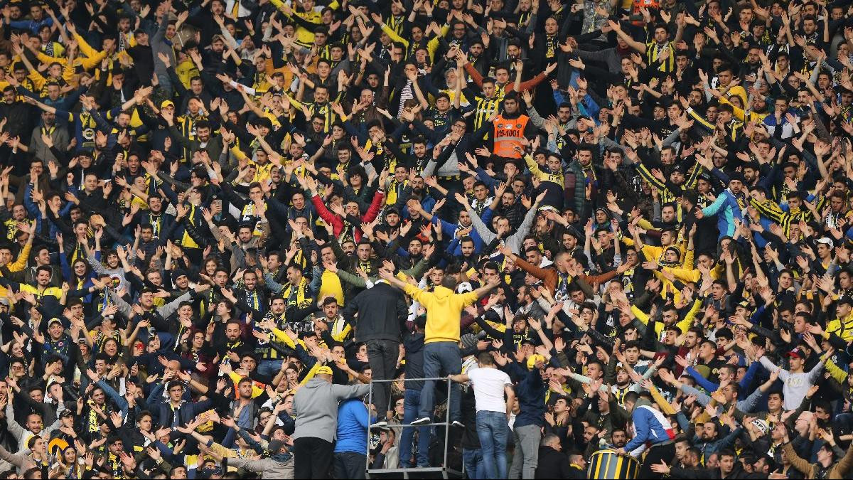 Süper Lig maçları seyircili oynanacak mı? Süper ligde maçlar seyircili mi, seyircisiz mi oynanacak? 