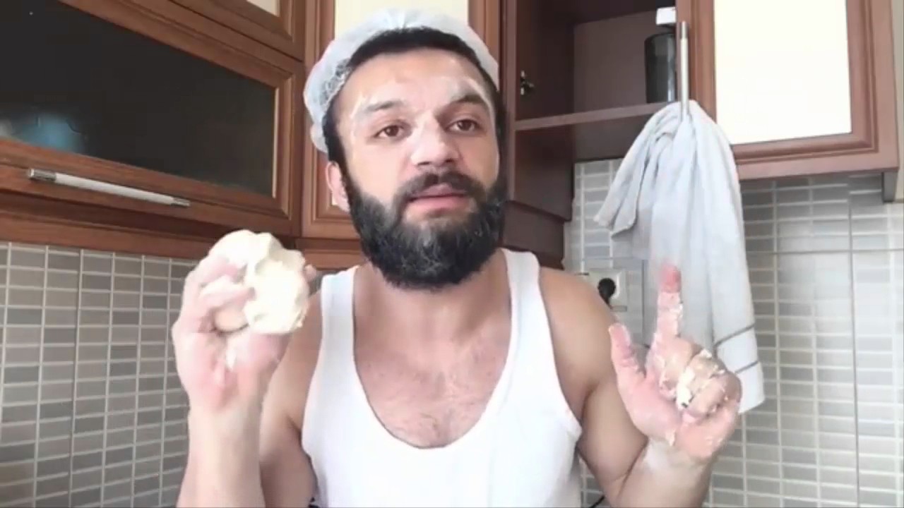 Aykut Elmas'ın Diyanet İşleri Başkanı eleştirisi Twitter'da tepki topladı