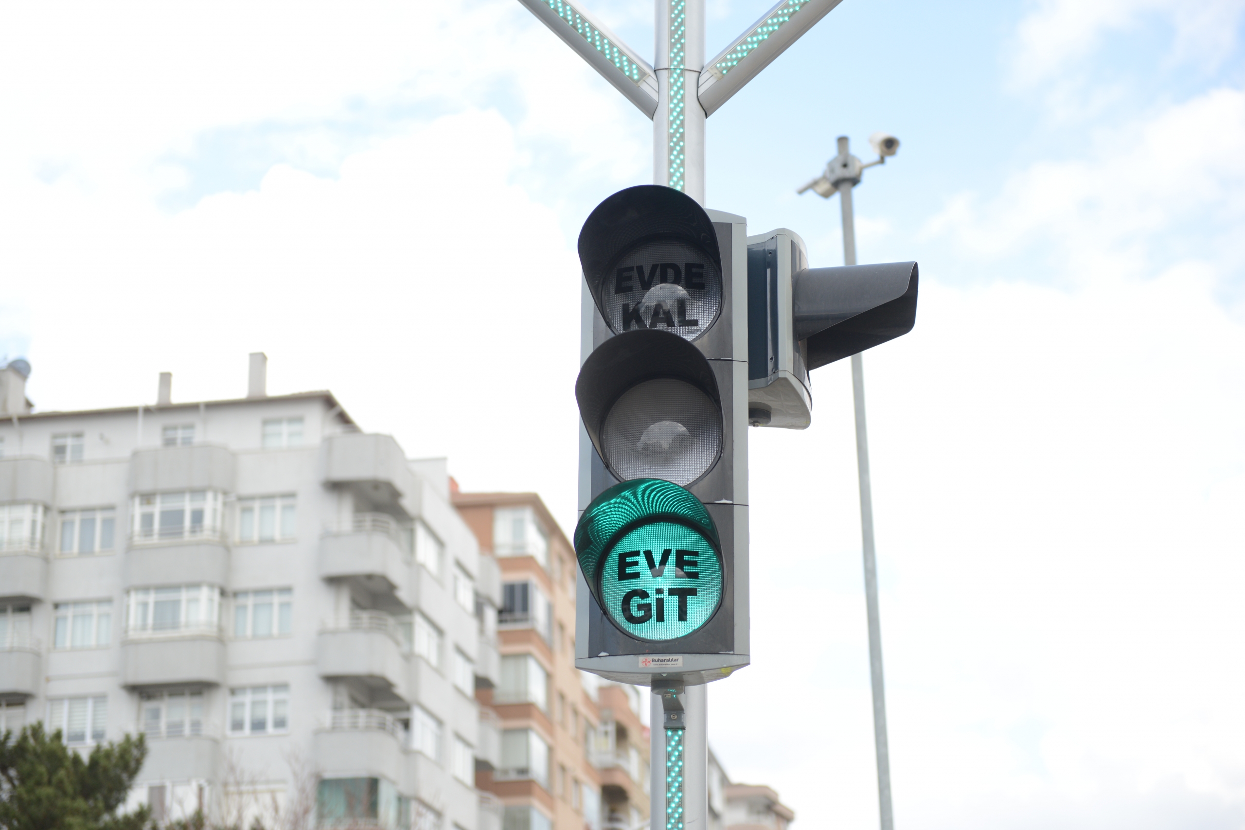 Koronavirüsü atlatan doktor: Hareket etmek bile ızdıraptı!