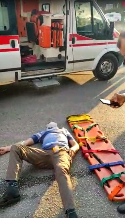 Bursa'da feci kaza! İşçileri taşıyan minibüs direğe çarptı: 2 ölü, 16 yaralı