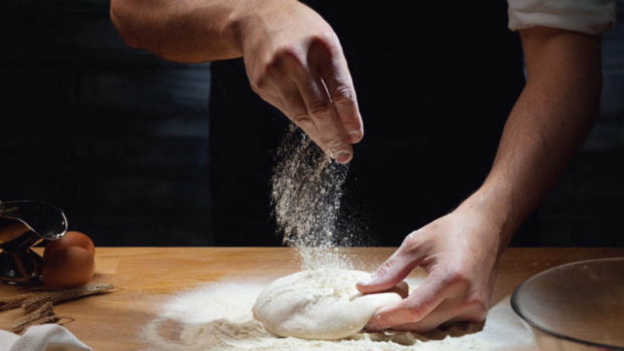 Pizza tarifi, hazırlanışı, malzemeleri | Pizza Nasıl Yapılır?