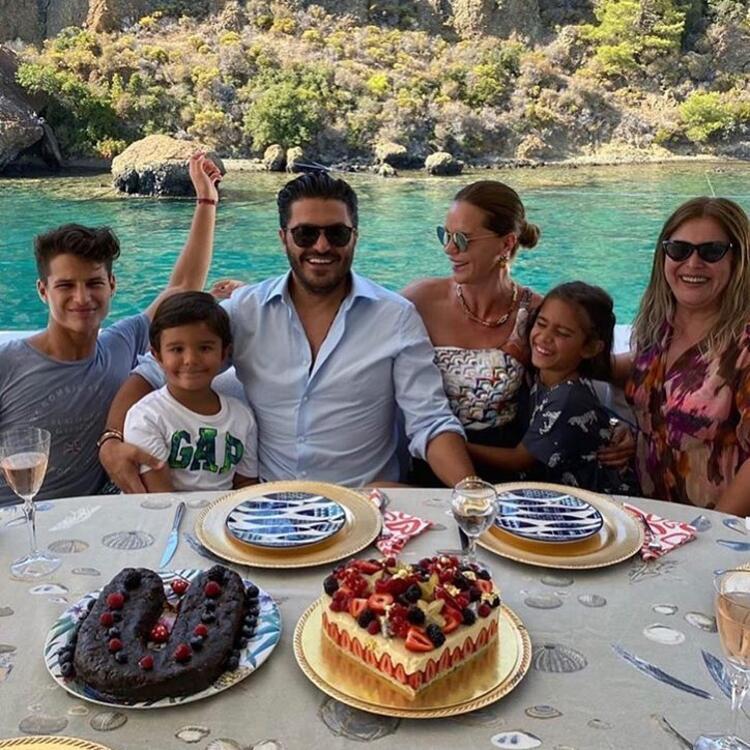 Gonca Derin'den Ebru Şallı'ya sert sözler: Bunu çocuğa bağlamasın!