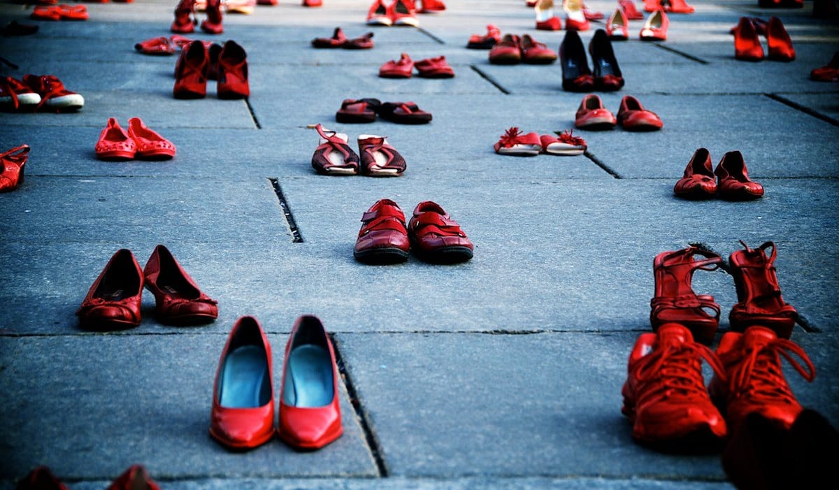 Karısını öldürdükten sonra kendisini polise ihbar etti