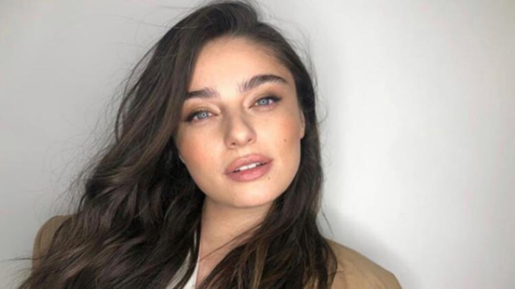 Ayça Ayşin Turan'ın makyajsız fotoğrafı büyük ilgi gördü!