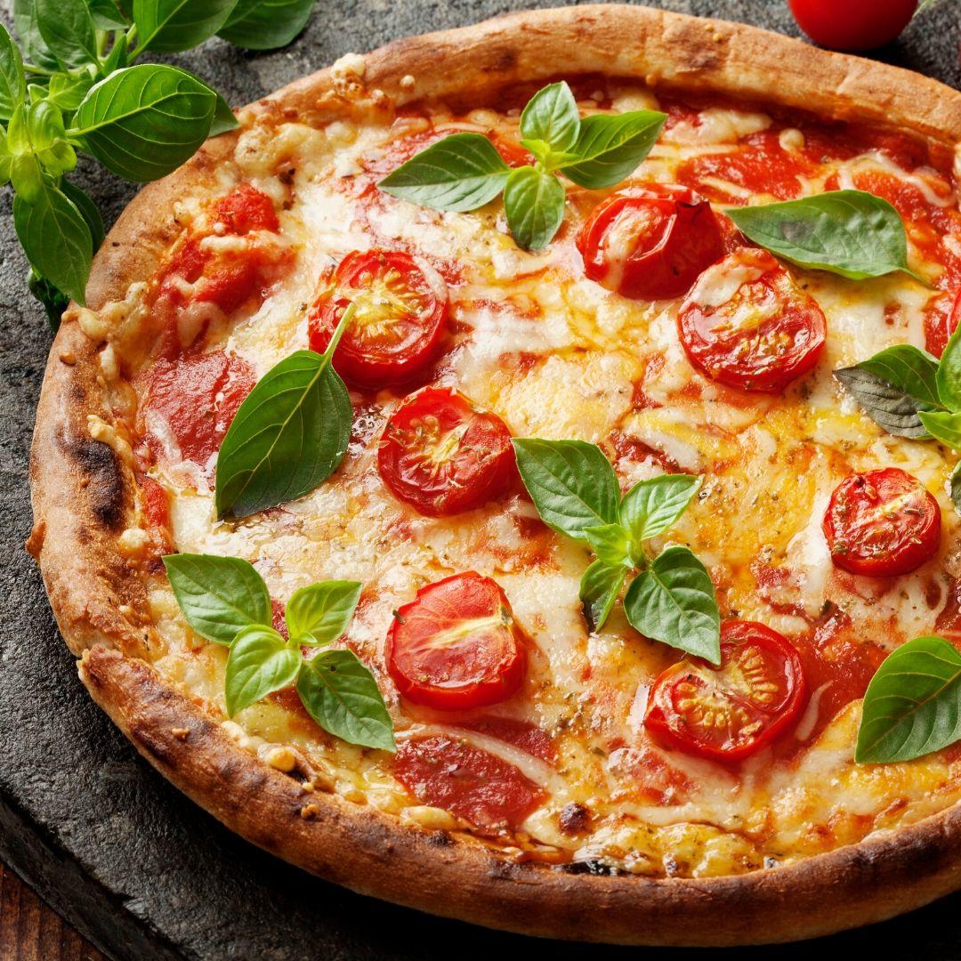 Evde pizza yapımı