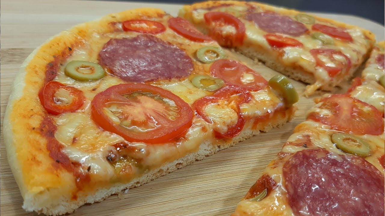 Evde pizza yapımı