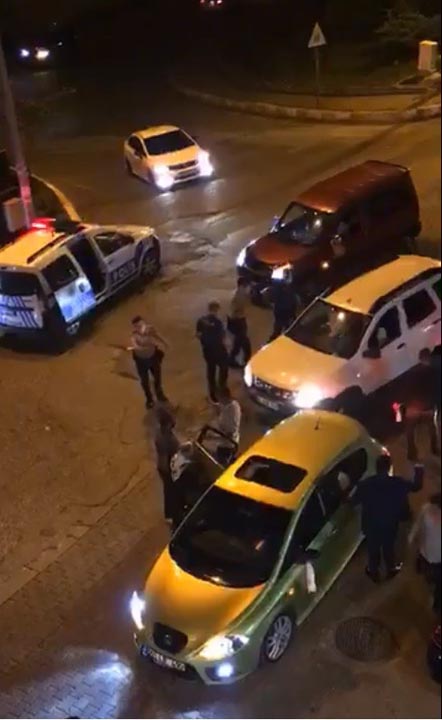 Trabzon'da bir garip eğlence! Önce horon oynadılar sonra birbirlerini dövdüler