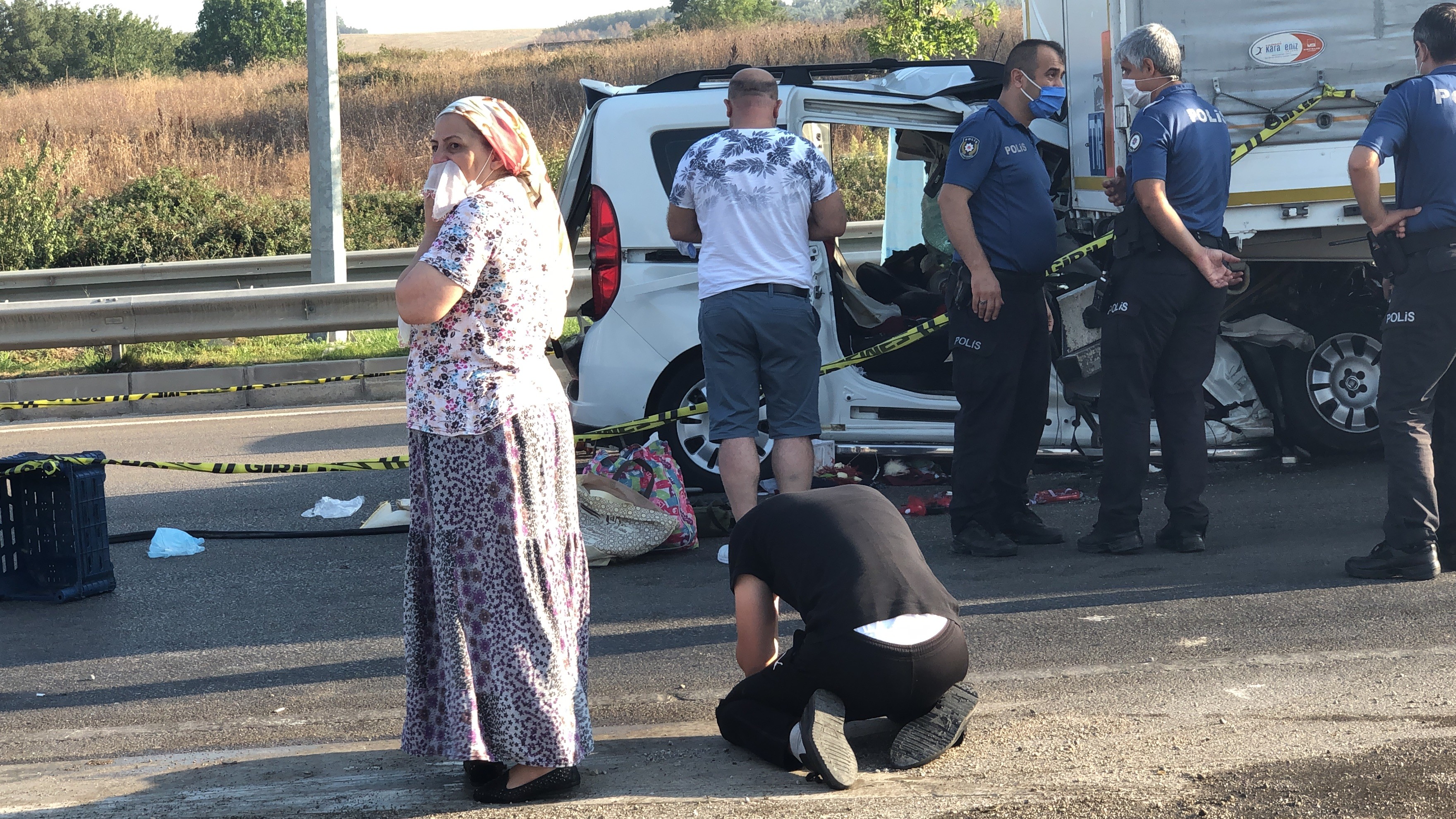 En mutlu günleri için her şey hazırdı! Ölüm onları kına dönüşü yolda ayırdı