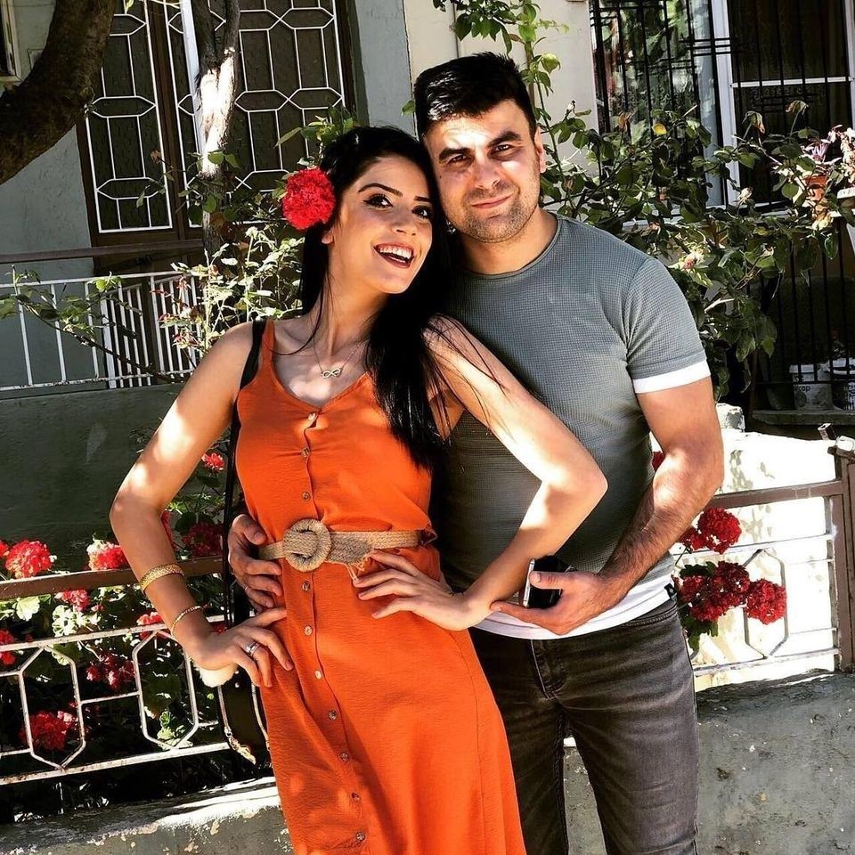 En mutlu günleri için her şey hazırdı! Ölüm onları kına dönüşü yolda ayırdı