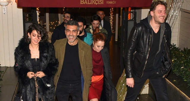 Berrak Tüzünataç Beni rahat bırakın