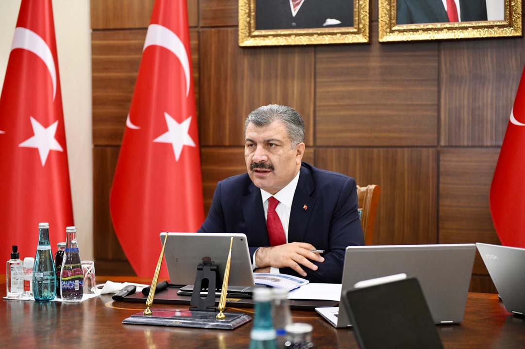 Bakan Koca açıkladı: Diyarbakır'da vaka oranı yüzde 49 düştü