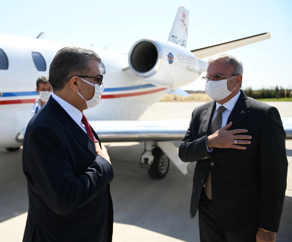 Bakan Koca açıkladı: Diyarbakır'da vaka oranı yüzde 49 düştü