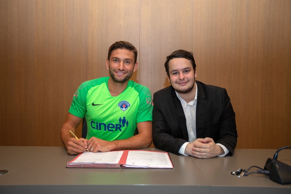 Kasımpaşa, Ertuğrul Taşkıran'ı kadrosuna kattı