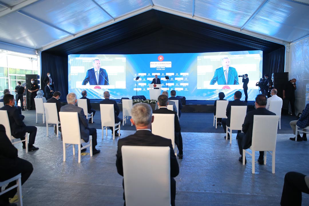 Erdoğan: Dayatılan ahlaksız haritaları yırtıp atarız