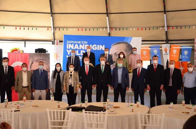 Hasan Basri Mete, 401 delegenin oyu ile ikinci kez Şaphane ilçe başkanı seçildi