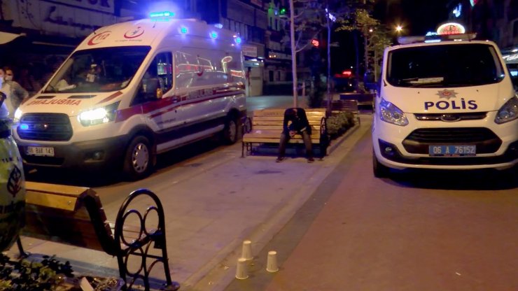 Ankara'nın Çankaya İlçesinde sokakta silahlı saldırı sonucu 1 kişi yaralandı