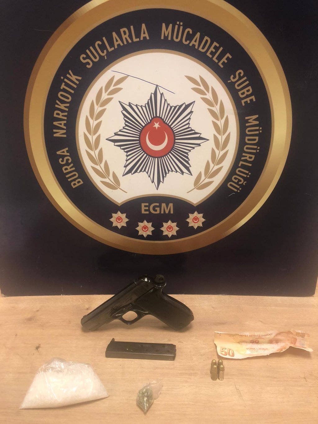 Bursa'da uyuşturucu operasyonu: 8 gözaltı