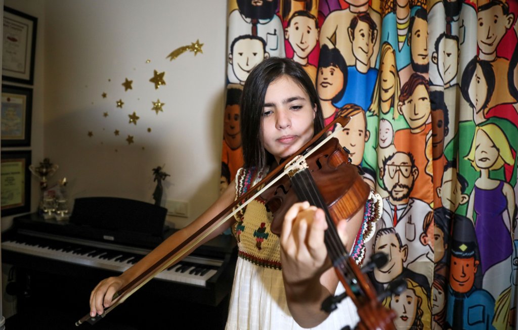 8. sınıf öğrencisi Elif Su, Türkiye'ye 10 uluslararası ödül kazandırddı