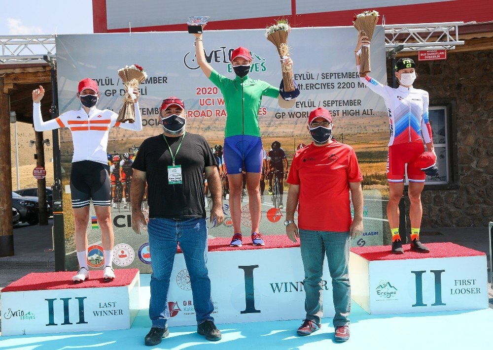 Erciyes Uluslararası Bisiklet Yarışları başladı, pedallar Kayseri'den Erciyes'e çevrildi