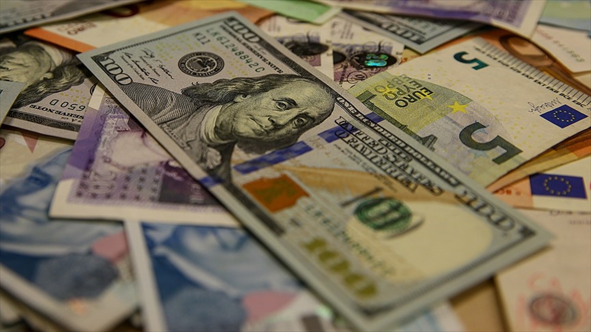 Ağustosta kazandıran külçe altın oldu