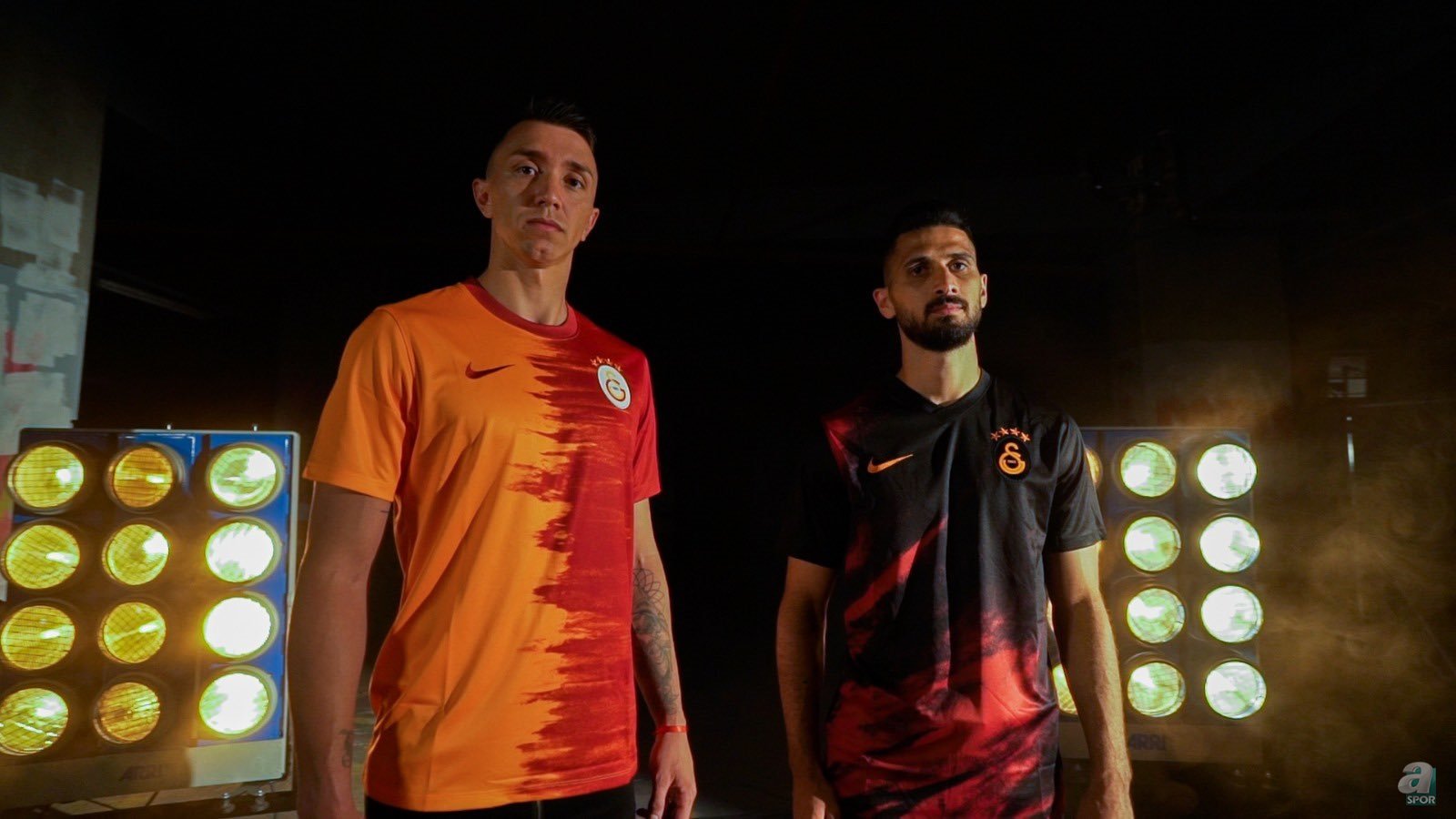 Galatasaray alternatif forma | Galatasaray'ın 2020-2021 alternatif forması