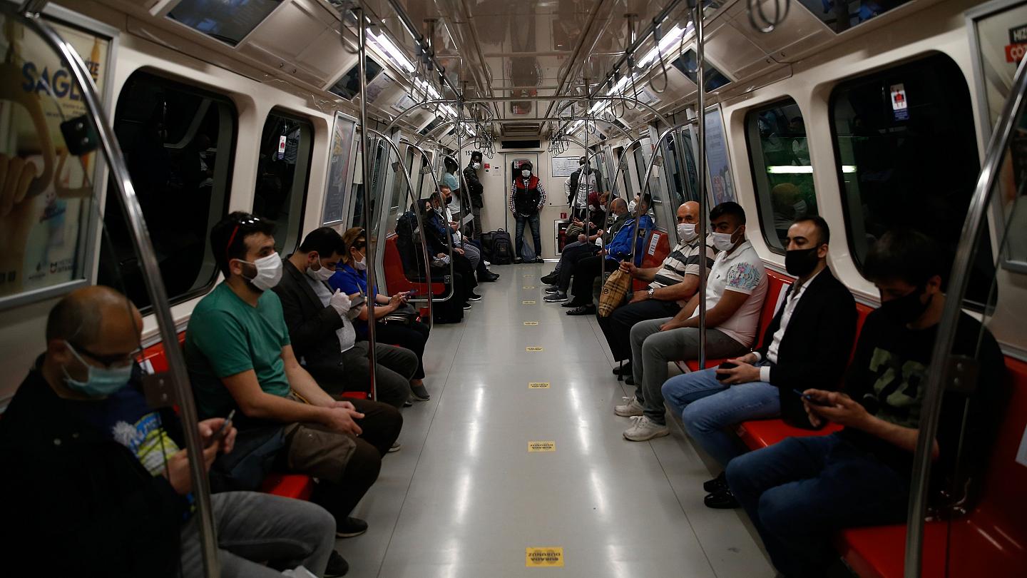 Toplu ulaşımda yeni dönem yine sosyal mesafesiz