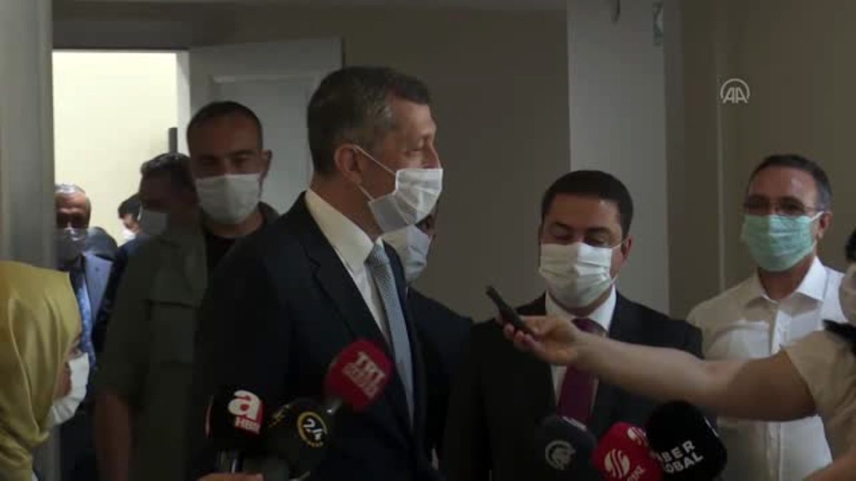Milli Eğitim Bakanı Selçuk'tan yüz yüze eğitim açıklaması