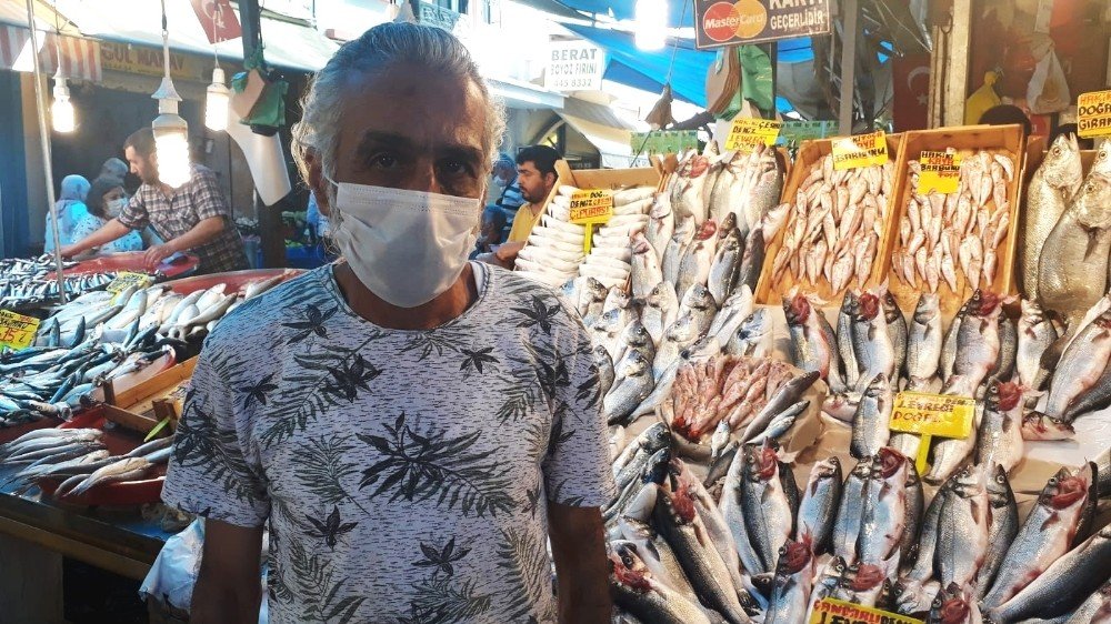 Balık çok, talep az, fiyat yüksek